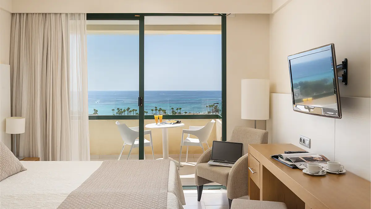 Habitación doble con balcón y vistas al mar Welike Hotel Marfil Playa