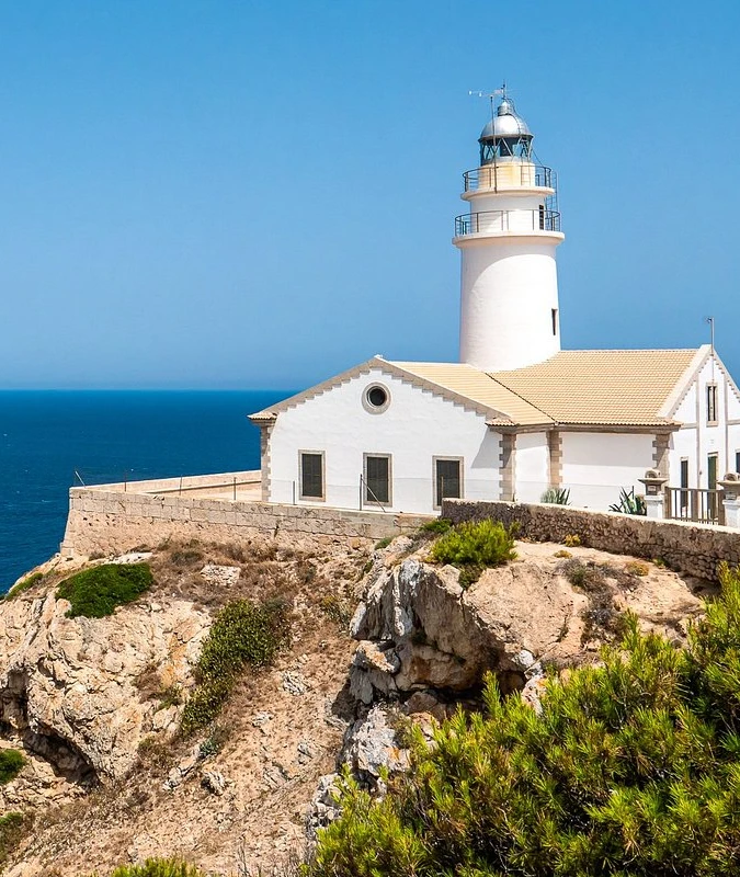 Faro de Capdepera cerca de Welikehotel