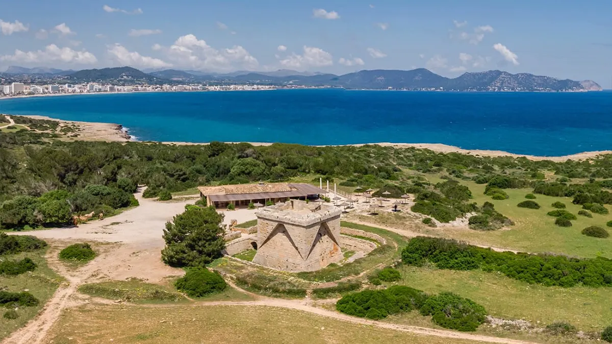 Torre en la Punta n'Amer Welikehotel