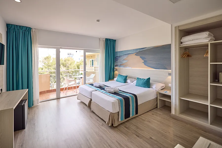 Doble Premium con Balcón Habitación Doble Premium con Balcón Welikehotel Fénix