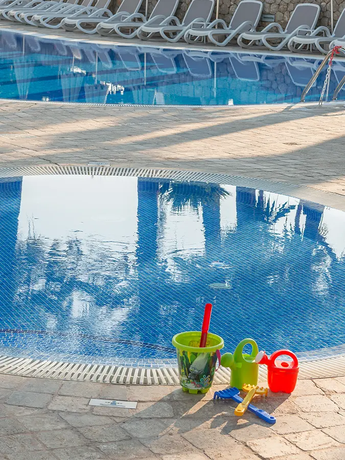 Piscina infantil Piscinal infantil del hotel Welikehotel Marfil Playa