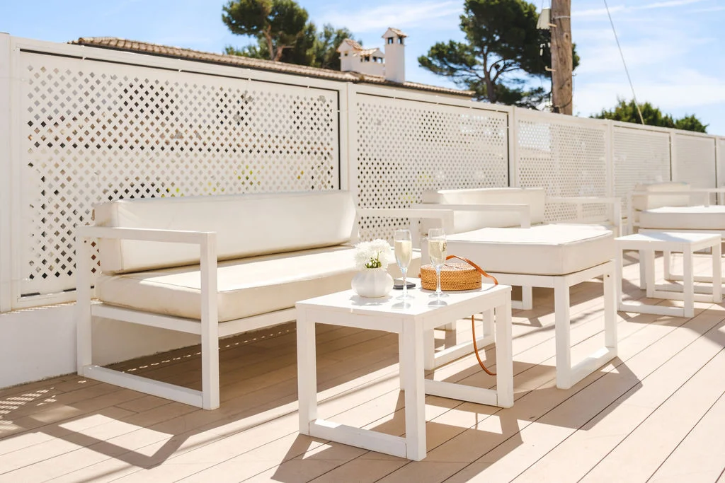 Sillones del pool bar Welikehotel Triton Beach